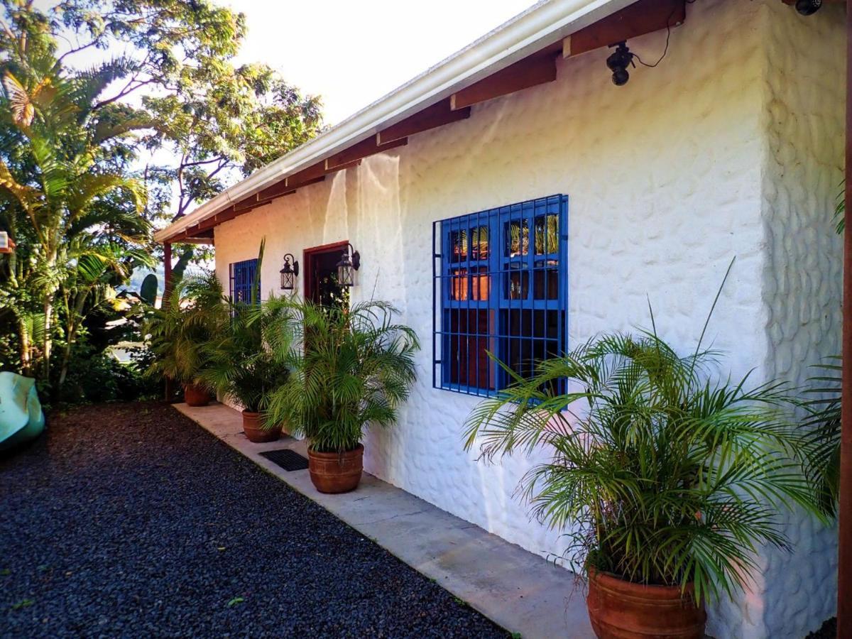 Orosi Lodge Екстериор снимка
